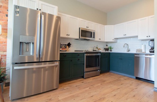 Duluth Apartment | Luxury Craft District Suites | Unit 101