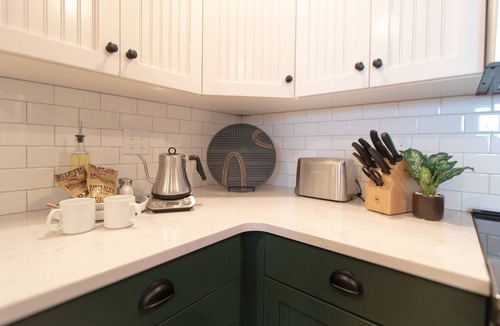 Duluth Apartment | Luxury Craft District Suites | Unit 301