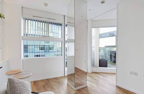 Birmingham City Centre Apartment | Luxury Cube Penthouse 2BR 2BA, City Center