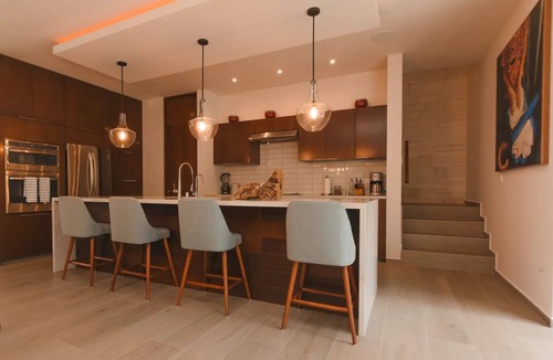 Zama House | Luxury custom built home in private gated community. Fits 10.