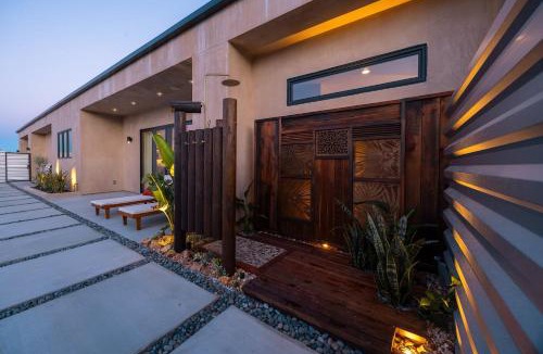 Yucca Valley House | Luxury Desert Villa with Pool and Spa