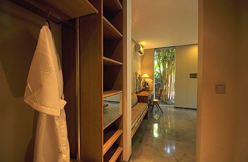 Pererenan House | Luxury Designer Villa in A+ Location Berawa Bali