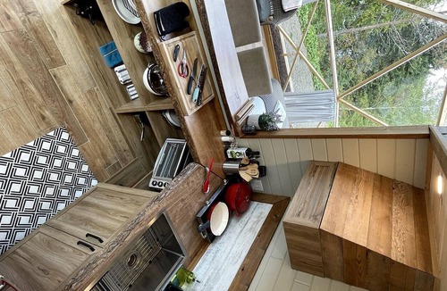 Listuguj Mi'gmaq First Nation Cabin | Luxury Dome with Hot Tub for Relaxing Glamping Escapes to Flatlands, New Brunswick