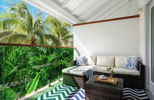 Grace Bay Hotel | Luxury Double Bed Room