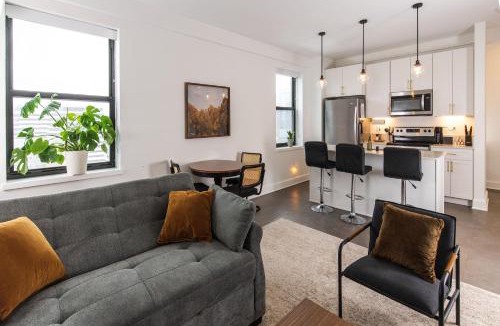 East Town Apartment | Luxury Downtown Apt with Parking, Gym, and Lap Pool · Sleeps 4-5