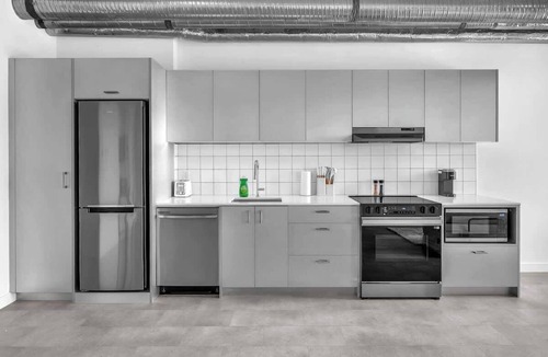 East Village Apartment | Luxury DT Calgary Suite, 5-Min Walk to Stampede