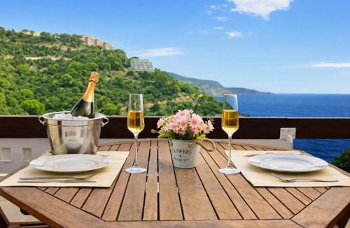 Salionc Apartment | Luxury Duplex - 2 Terraces - Private Beach
