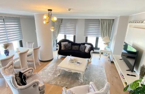 Kagithane Apartment | Luxury Duplex with Terrace Apartment by Siena Suites