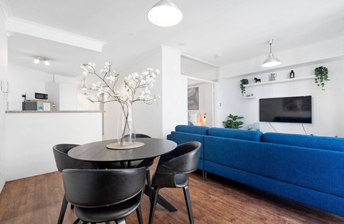 East Perth Apartment | Luxury East Perth - Sleeps 2 - Superior Wifi