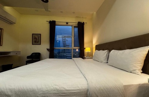 Blue Area Apartment | Luxury Elysium Apartments by una service