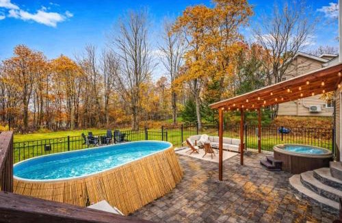 Long Pond House | Luxury Escape 5BR Pool HotTub Game Room FirePit
