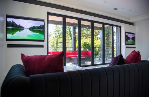Bellevue House | Luxury Escape Designed to Curate Exceptional Experiences & Lasting Memories,