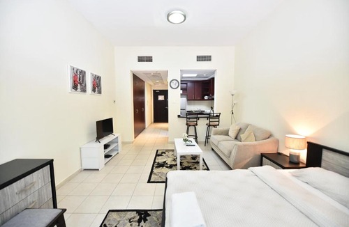 Discovery Gardens Apartment | Luxury Escapes - Budget Studio with Garden Views near Metro - MED64 DG