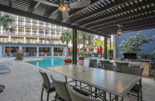 Houston Apartment | Luxury Estate