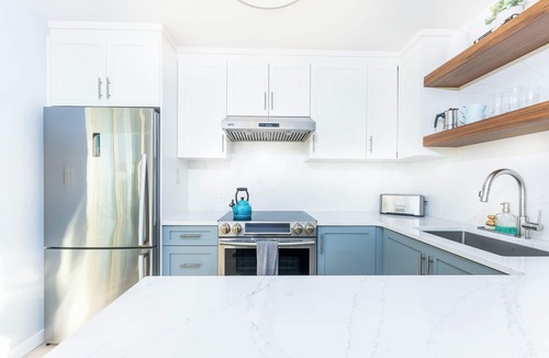 Downtown Vancouver Apartment | Luxury Executive Downtown 1 bedroom Suite - 5 min walk to MAJOR INTERNATIONAL SPORTING EVENT festivities