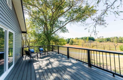Unionville Other | Luxury Farm Retreat *Hot Tub 2BR Near Lake Anna