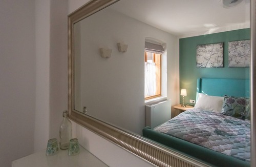 Bohinjska Bistrica House | LUXURY FIVE BEDROOM URBAN LODGE