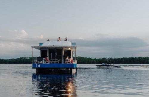Babbitt Boat Rental | Luxury FlyBridge Houseboat - Captain Choice - Premium Wilderness Cruising - High Internet Speed - HB14