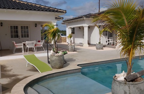 Hato Villa | luxury fully equipped villa with wifi, a short distance from the sea