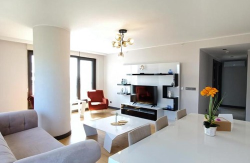 Kagithane Apartment | Luxury Fully Equipped 3BR 2BA Apartment by Siena Suites