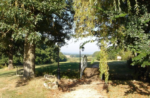 Boisse Cottage | Luxury gite for adult couples, peaceful, open views, large swimming pool