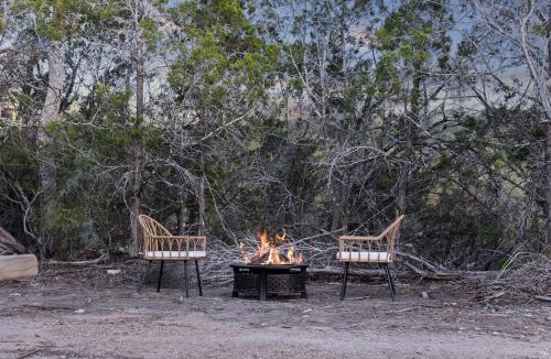 Marble Falls House | Luxury Glamping Retreat in Texas, Dome Rental for Perfect Nature Escapes