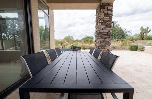 Talon Retreat House | Luxury Golf Course Villa by HomeSlice Stays