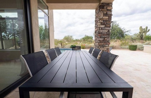 Talon Retreat House | Luxury Golf Course Villa by HomeSlice Stays