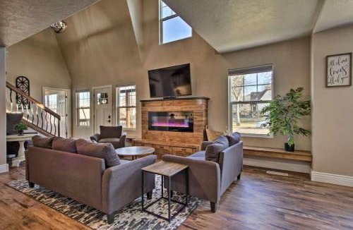 Great Falls House | Luxury Great Falls Retreat | Hot Tub | W & R