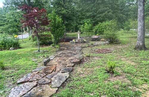 Compton House | Luxury Half-Board Room Rental in the Beautiful Region of Northwest Arkansas