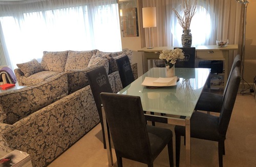 Canon's Marsh Apartment | Luxury Harbourside Apartment