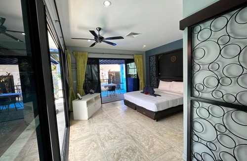 Kathu Villa | Luxury Hillside Villa With Stunning Views