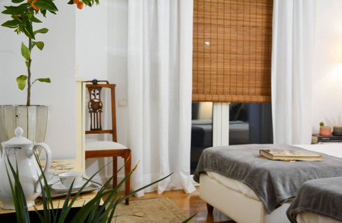 Skidra Villa | Luxury Hilltop Villa 200m from the Beach