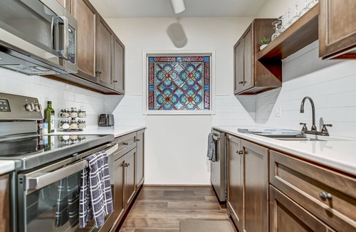 Springfield House | Luxury Historic Escape | Whole House Sleeps 18 | Walkable Location