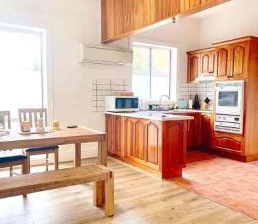 South Hobart Villa | Luxury Hobart City Fringe Home