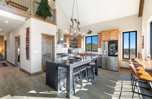 South Fork House | Luxury Home | Private Hot Tub | Secluded | Backs National Forest | Foosball
