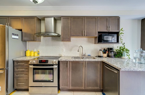 Brampton House | Luxury Home Sweet Home In Vales OF Castlemore, Brampton!