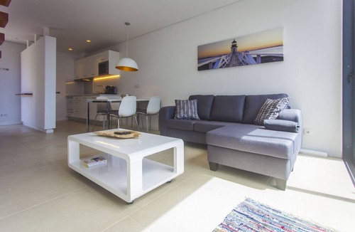 Arco da Calheta House | Luxury-House-Ensuite with Shower-Sea view-Casa Estrelicia