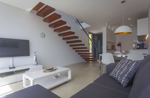 Arco da Calheta House | Luxury-House-Ensuite with Shower-Sea view-Casa Estrelicia