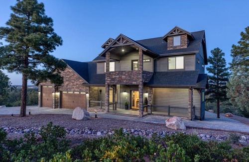 Sierra Pines House | Luxury & Incredible Views! EV Chrg, HOT TUB, POKER, 6bd 5.5ba, 1.6 Acres 4600 sq ft