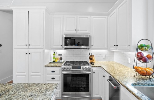 Rivercrest House | ⭐️Luxury Lake Austin: Pool, Hot Tub, Pizza Oven & Waterfront Dock⭐️