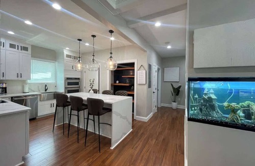 Gainesville House | Luxury Lake Duplex Mins From downtown Gainesville