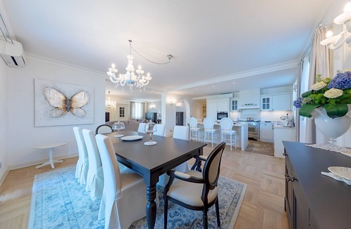 Colombare Apartment | Luxury Lake Front Catullo A1
