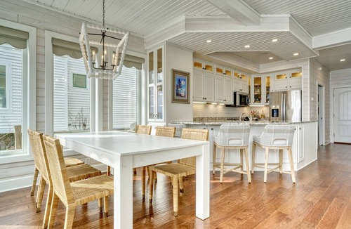 Culver House | Luxury Lakefront Home Perfect for Family Getaway!
