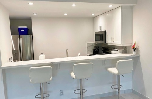 Leeward Settlement Condo | Luxury Large Leeward Condo - walk to the beach