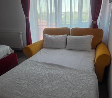 Braila Apartment | Luxury LCF