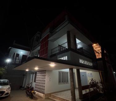 Patna Villa | Luxury Living in Patliputra Villa 3 and Half BHK, 8 Beds