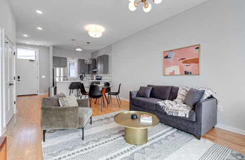Church Hill Apartment | Luxury, Location &Convenience w/Urban Charm Twist