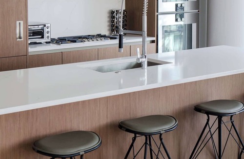 Near North Side Apartment | Luxury Loft Collection 703 - Terrace - River North