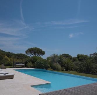 Ramatuelle Villa | Luxury Mediterranean Villa with Pool & Helipad